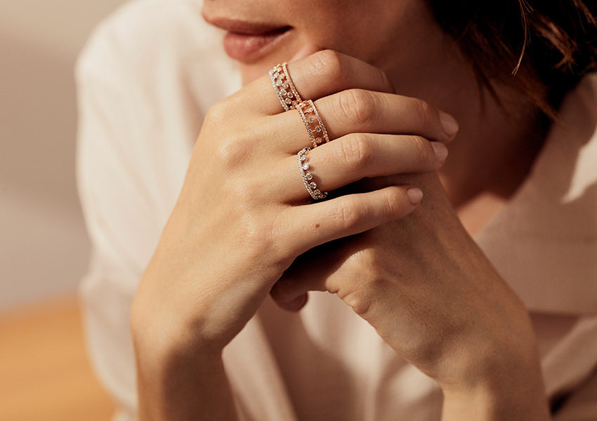 ����������� ���������� De Beers � ������������ ����������